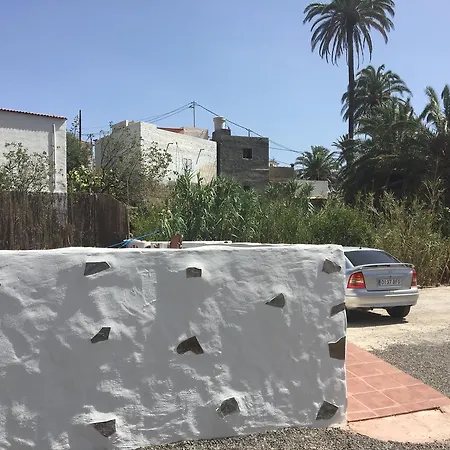 منزل ريفي Tadia *